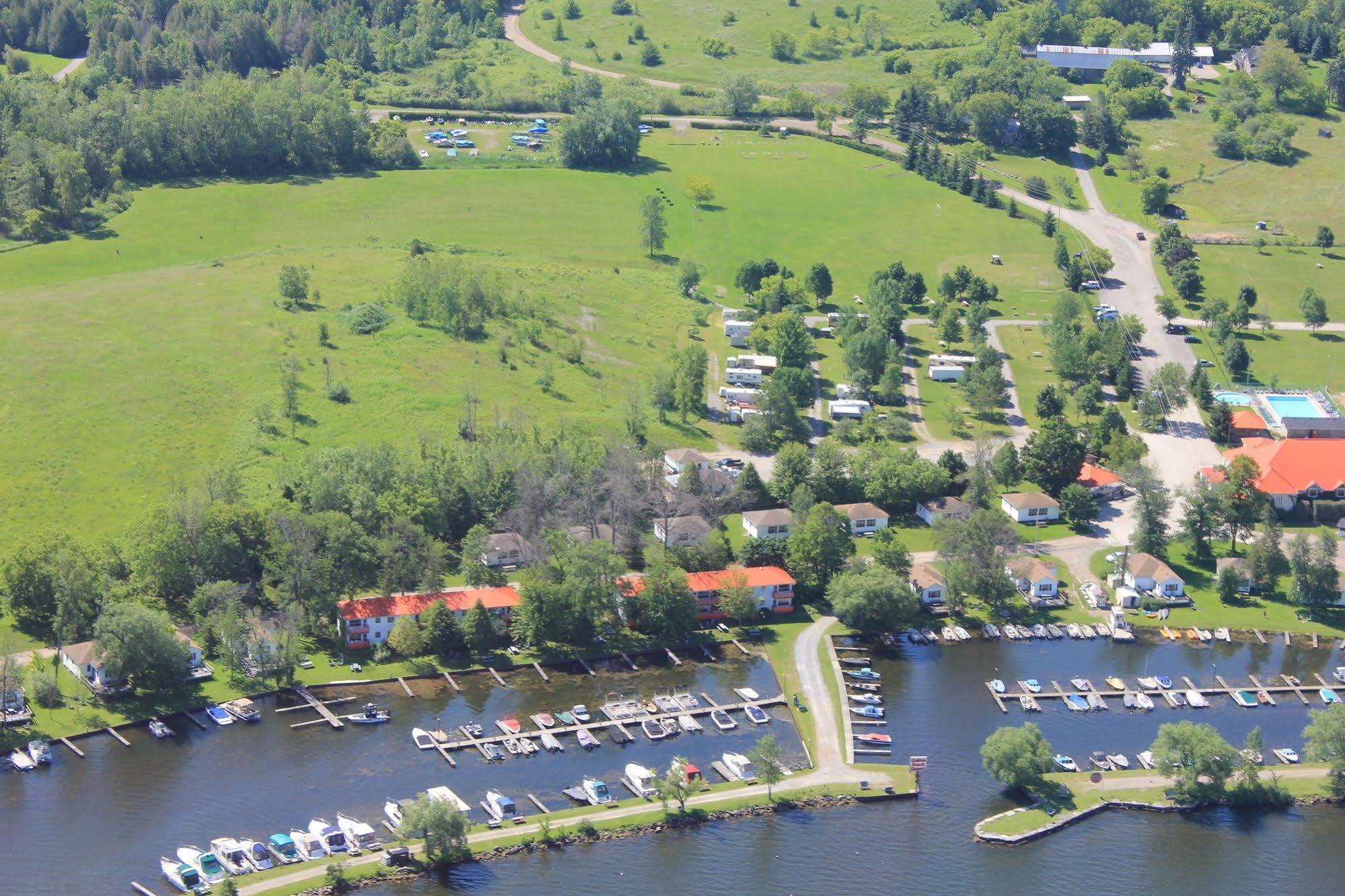 Golden Beach Resort Roseneath Exterior foto